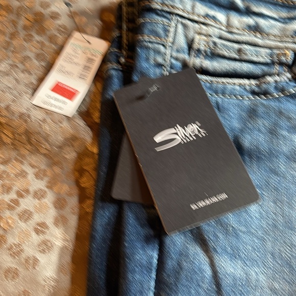NWT Tuesday Silver Jeans - Picture 2 of 6